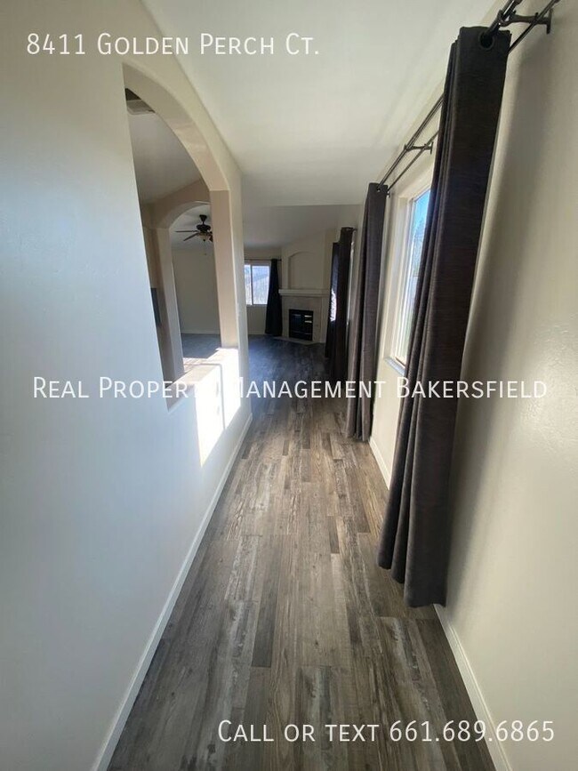 Building Photo - 8411 Golden Perch Ct