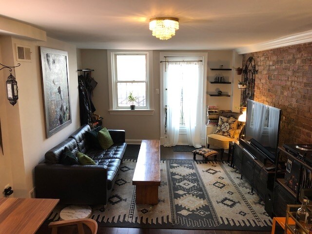 Foto del edificio - 1613 30th St NW