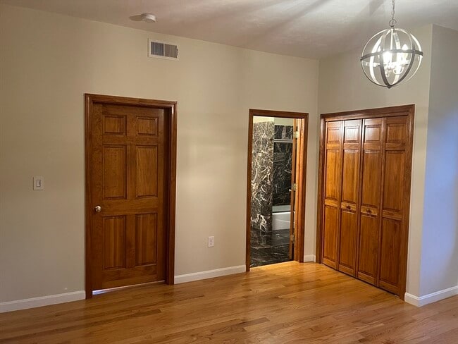 Foto del edificio - 194 Auburn St