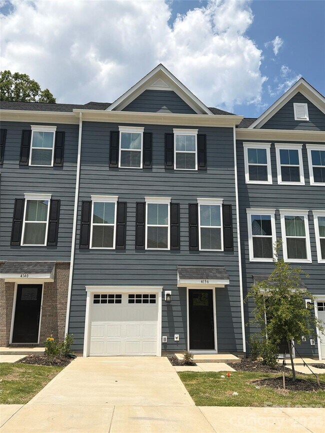 Building Photo - 4136 Auburn Oak Ln