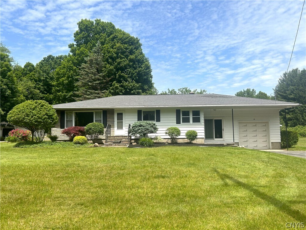 Primary Photo - 88 S Granby Rd