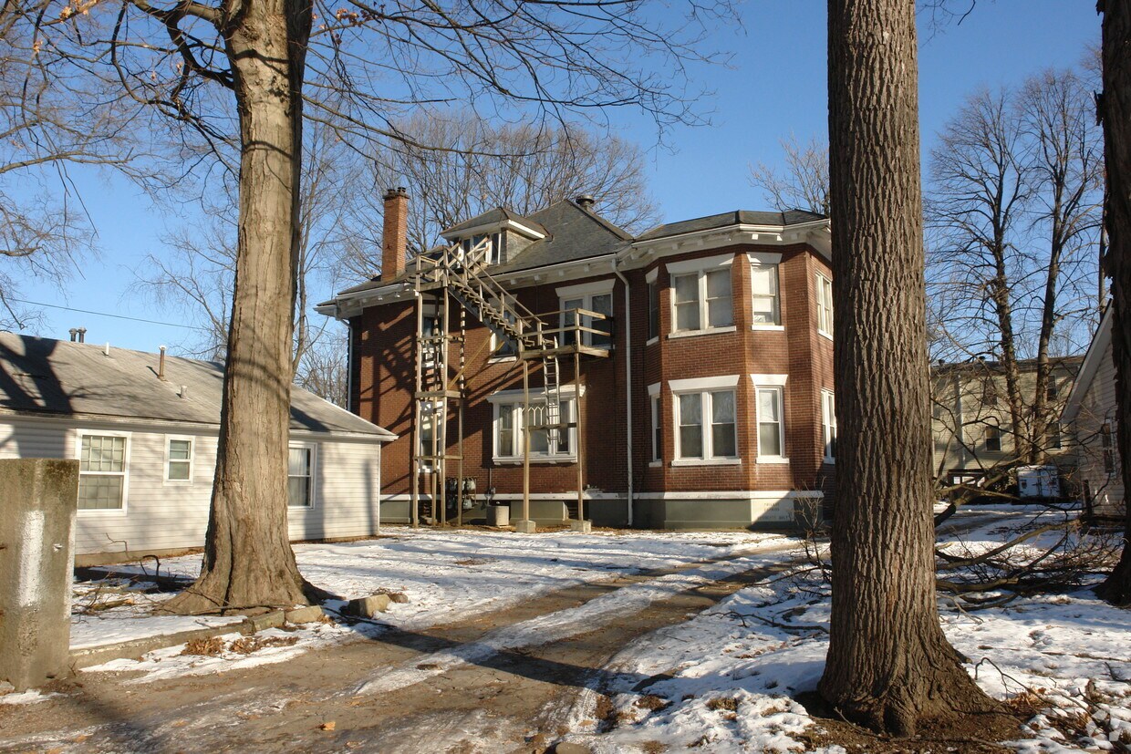 Foto del edificio - 149 Vernon Ave