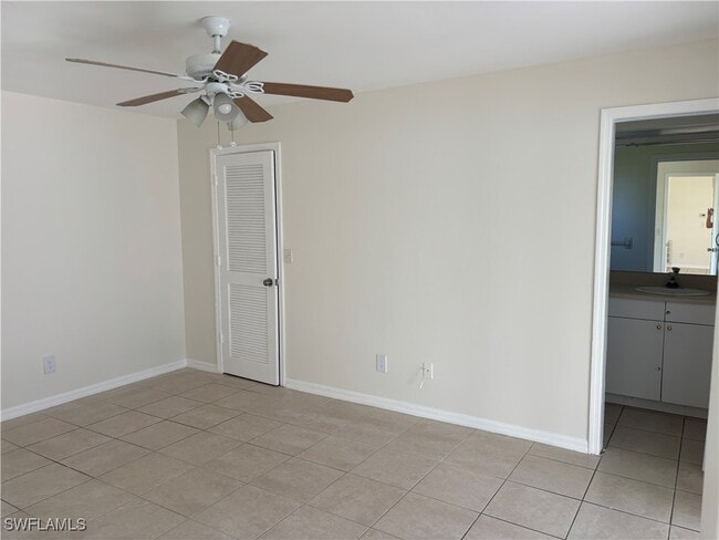 Building Photo - 1017 Cape Coral Pkwy W