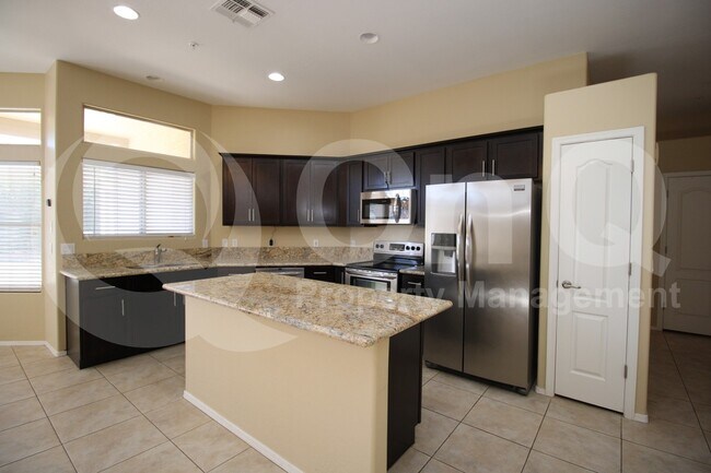 Foto del edificio - 9272 E Hillery Way
