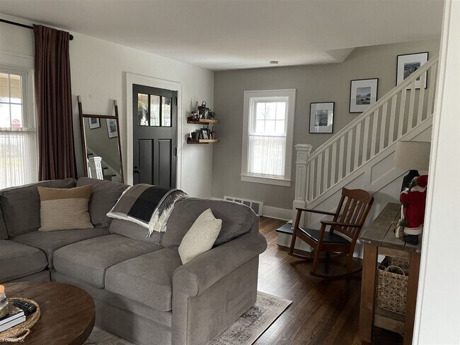 Foto del edificio - 3 br, 1 bath House - 812 Maplegrove Ave