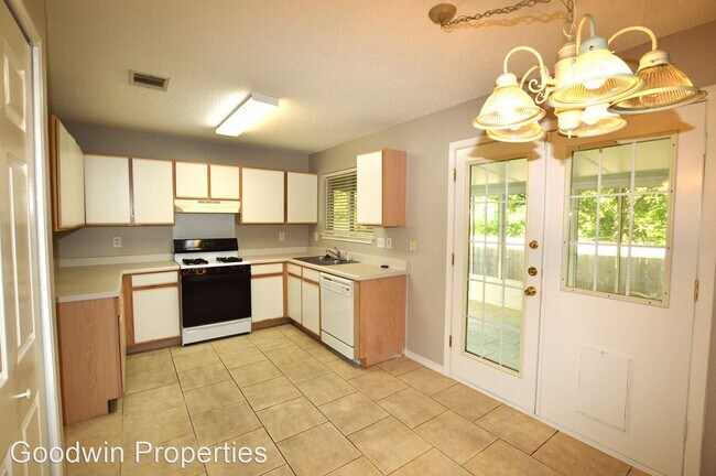 Building Photo - 3 br, 2.5 bath House - 9602 Copper Creek D...
