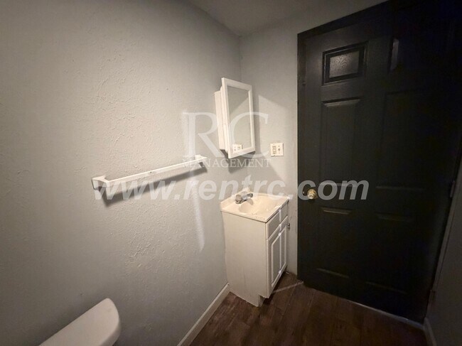 Foto del edificio - 612 Wayne-