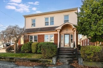 Building Photo - 265 McBride Ave