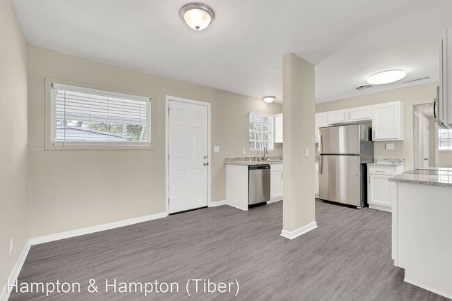 Building Photo - 3 br, 1 bath House - 1650 CEZANNE DRIVE W