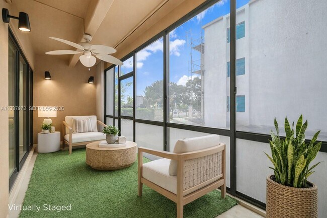 Foto del edificio - 4020 N Hills Dr