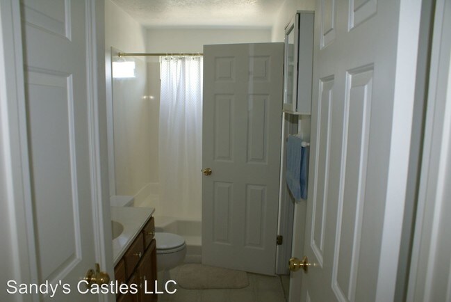 Foto del edificio - 2301 Sierra Dr