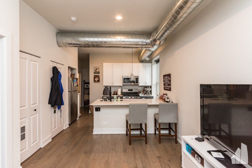 Foto principal - 835 N Wolcott Ave