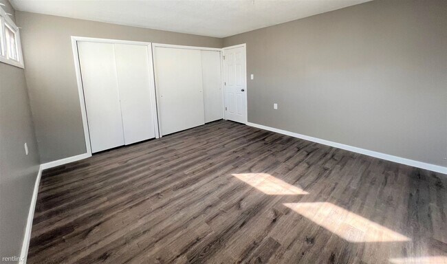 Building Photo - 2 br, 1 bath House - 1816 SW Moundview Dr