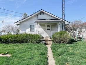 Building Photo - 1609 W Memorial Dr