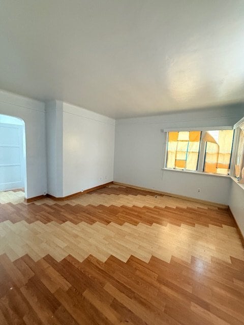 Building Photo - 4401 E 52nd St
