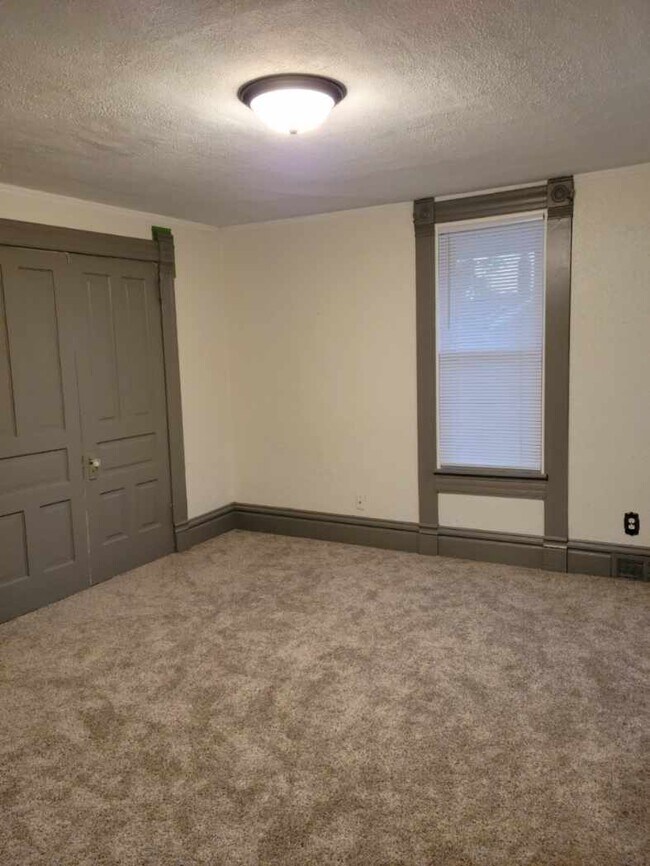 Dormitorio principal - 1103 Harlem Blvd