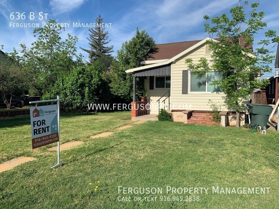 Primary Photo - Recently Renovated Home in Classic Lincoln