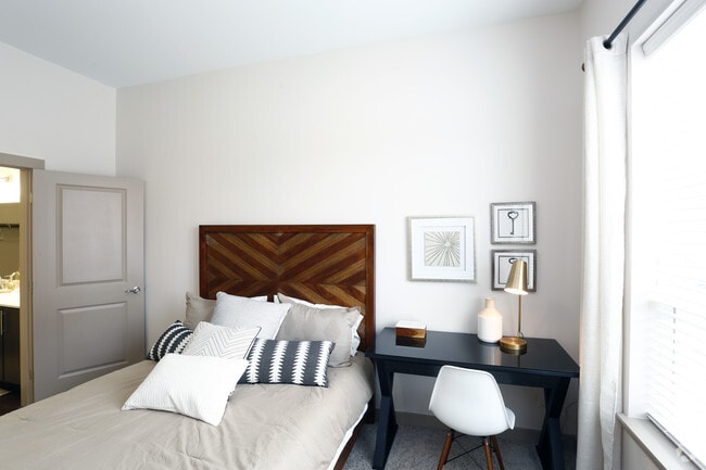 Interior Photo - The Boulevard At Oakley Station