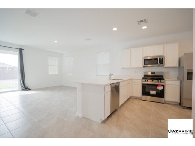 Foto del edificio - Move-In Ready Modern 3/2 in Avondale's Most Sought-After Community.