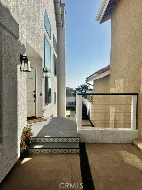 Foto del edificio - 55 Palm Beach Ct