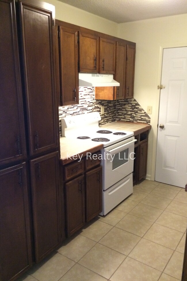 Foto del edificio - 6016 Quail Ridge