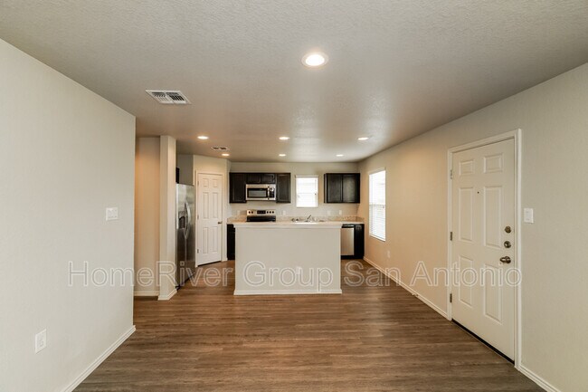 Foto del edificio - 9425 Apple Ridge Ln