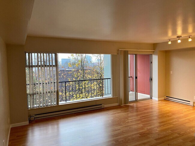 Foto del interior - 2020 Building