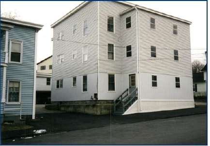 Primary Photo - 67-71 Bradbury St