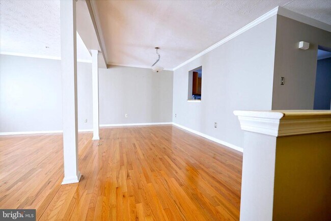 Building Photo - 3707 Elkhorn Cir