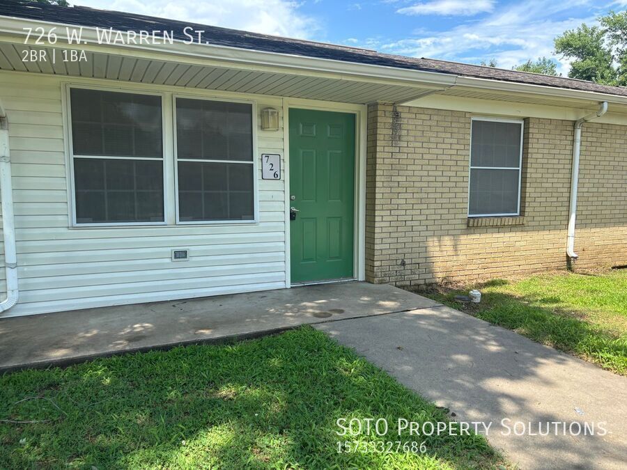 Primary Photo - 726 Warren St
