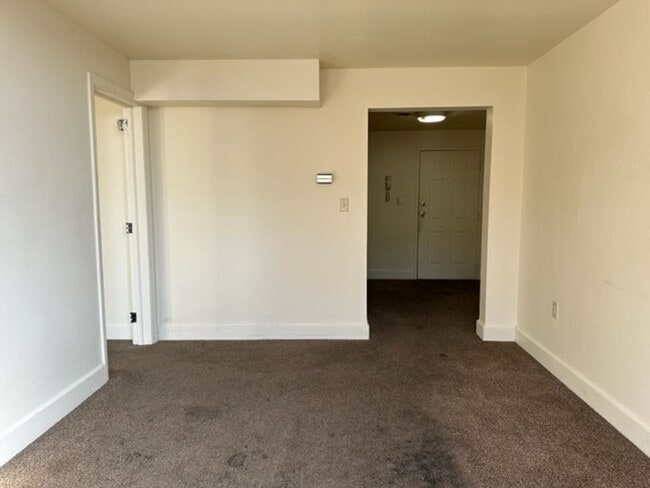 Foto del edificio - 213 N 2nd St