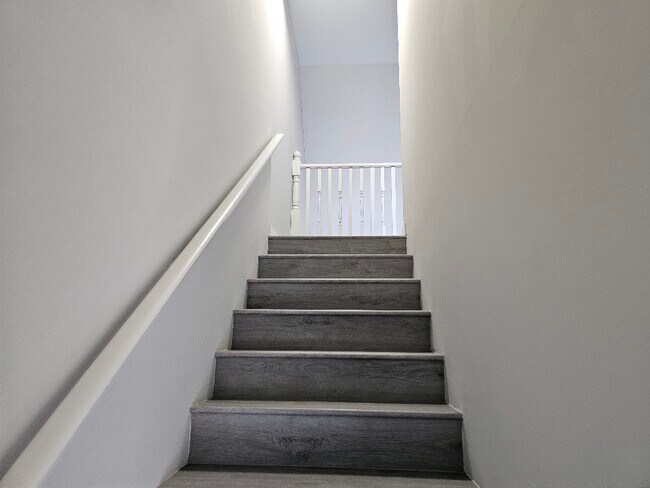 Foto del edificio - 10510 Western Ave