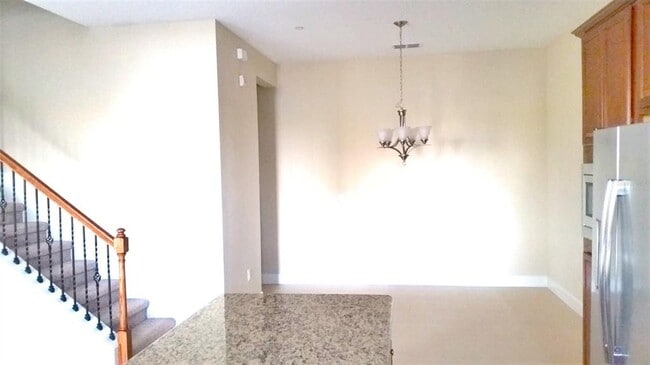 Building Photo - 13741 Benavente Ave