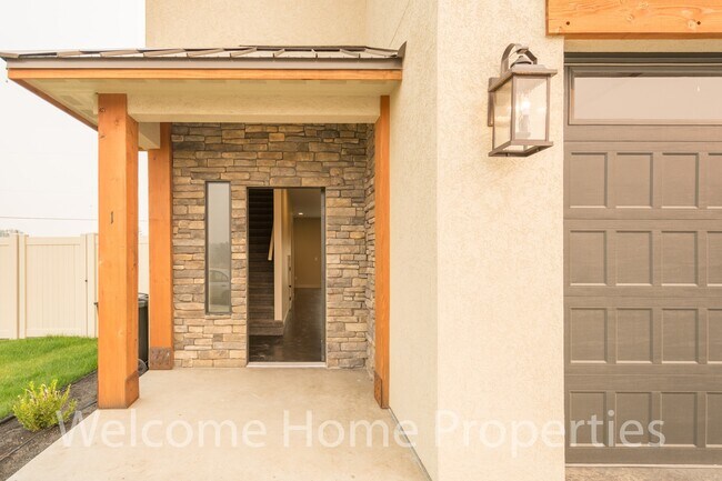Foto del edificio - 72 NE Hadley Way