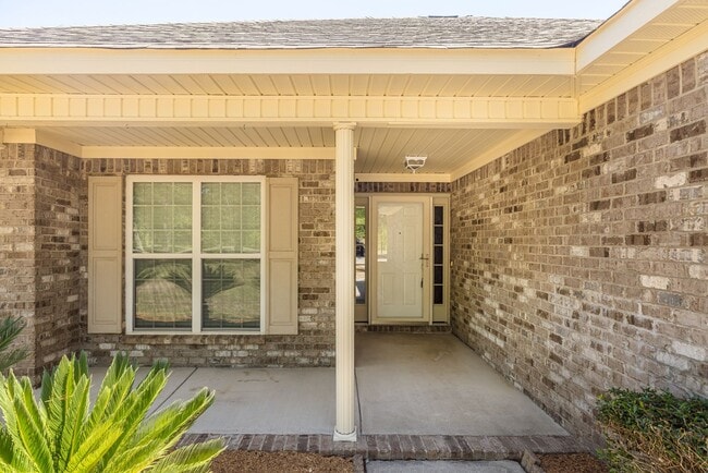 Building Photo - 203 Hayne Dr