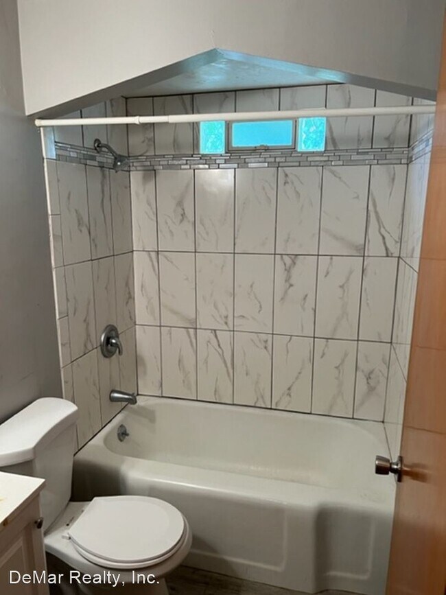 Foto del edificio - 2 br, 1 bath House - 1339 Inverness Ave