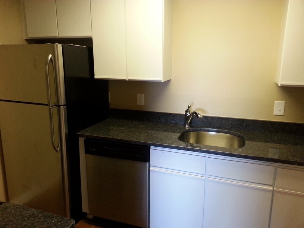 21 Margin St Unit 24, Lynn, MA 01905 Condo for Rent in Lynn, MA