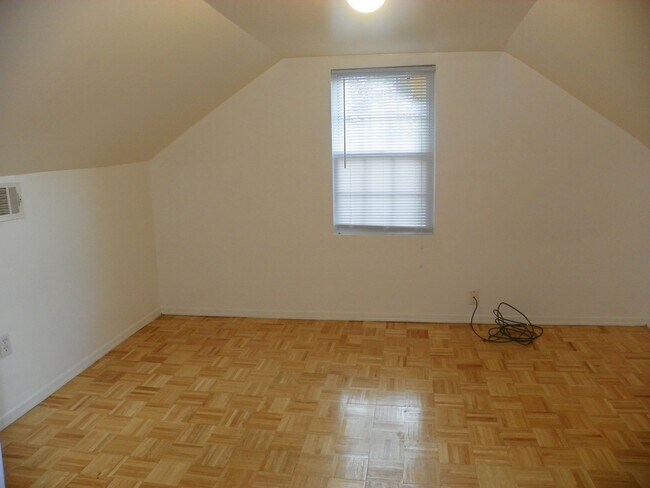 Foto del edificio - 311 Frederick Ave