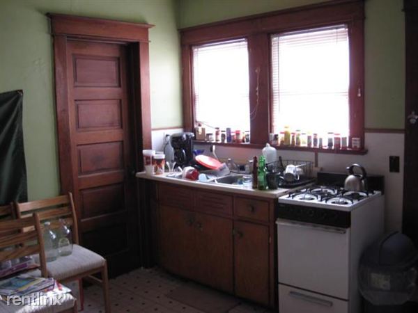 Building Photo - 209 Emmet St