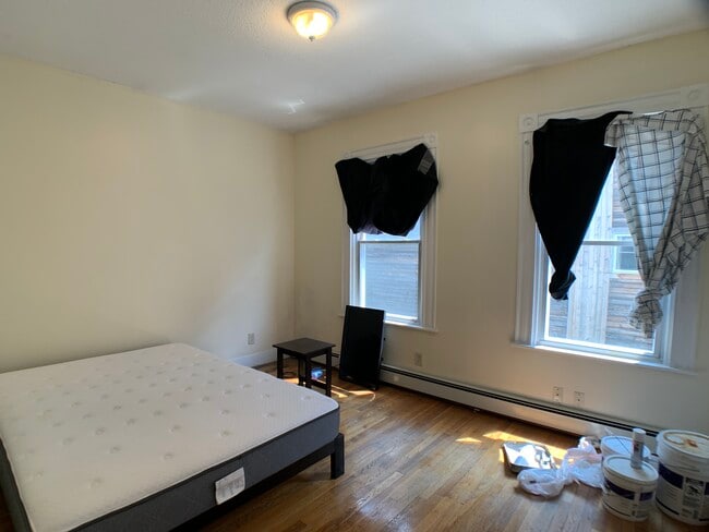 Foto del edificio - 569 Main St