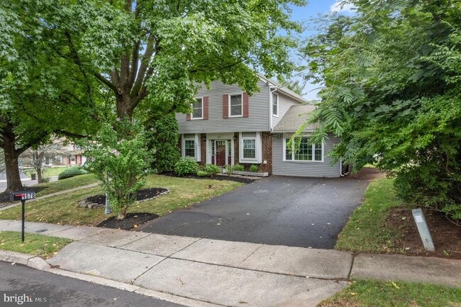 Building Photo - 1578 Yeakel Way
