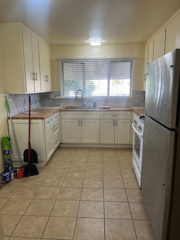 Foto principal - 359 S 17th St