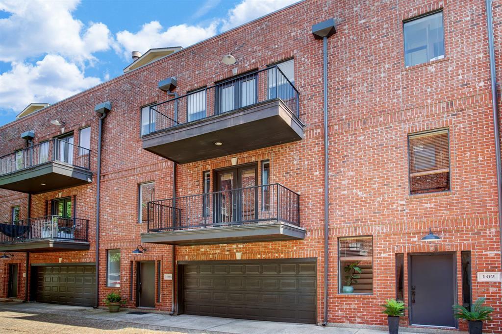 Foto principal - 910 Malone St
