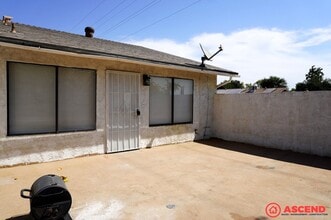 Building Photo - 2905 La Costa St