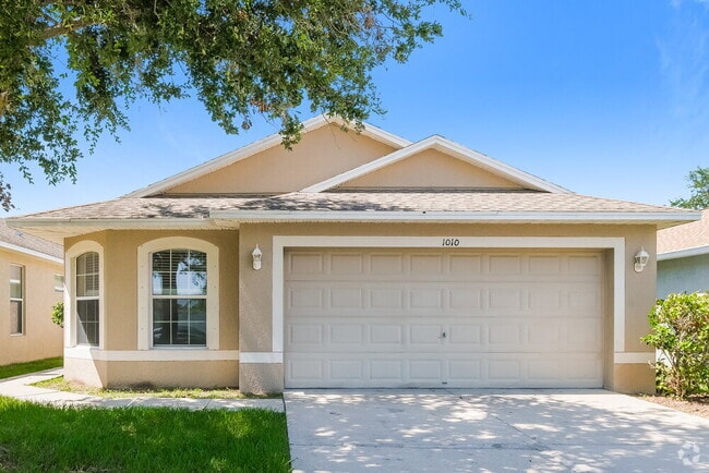 Building Photo - 1010 Larwood Pine Dr