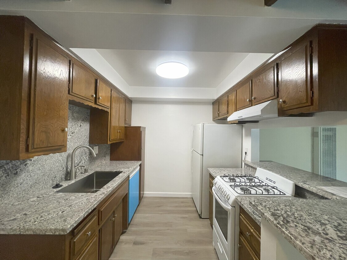 COCINA - 519 N Electric Ave