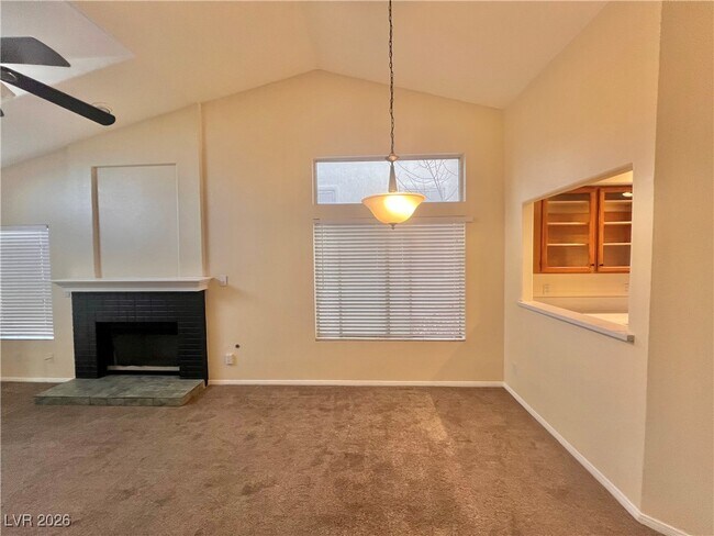 Foto del edificio - 5017 St Annes Dr