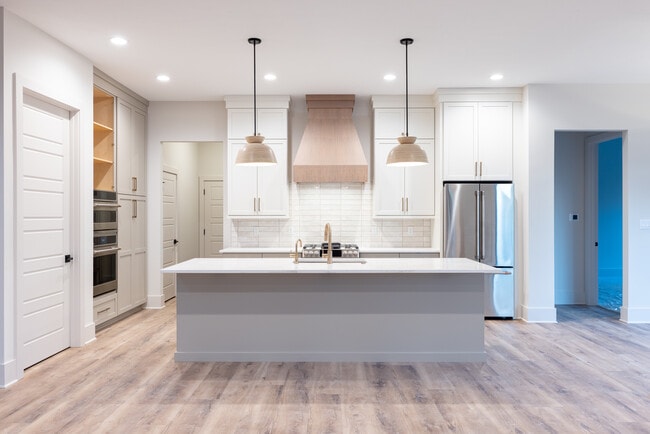 Building Photo - 871 Rosemary Gdns