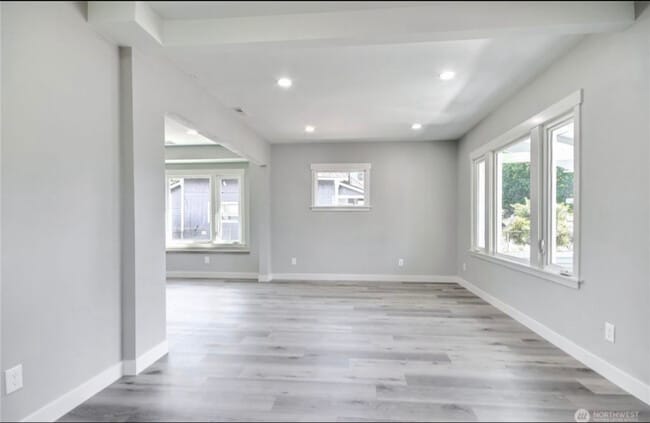 Foto del edificio - 3577 E J St