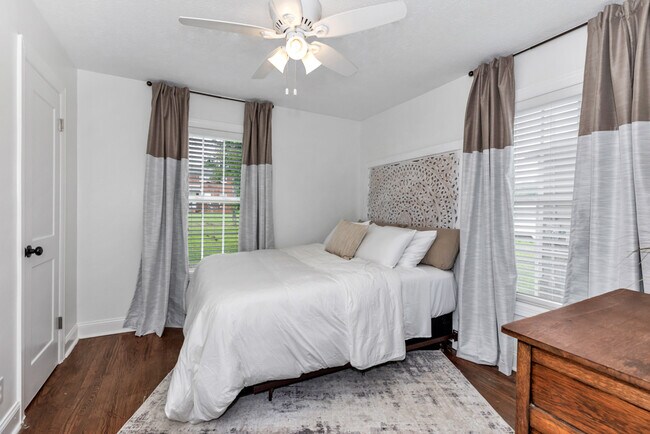 Foto del edificio - 1537 Mckinley Ave NE